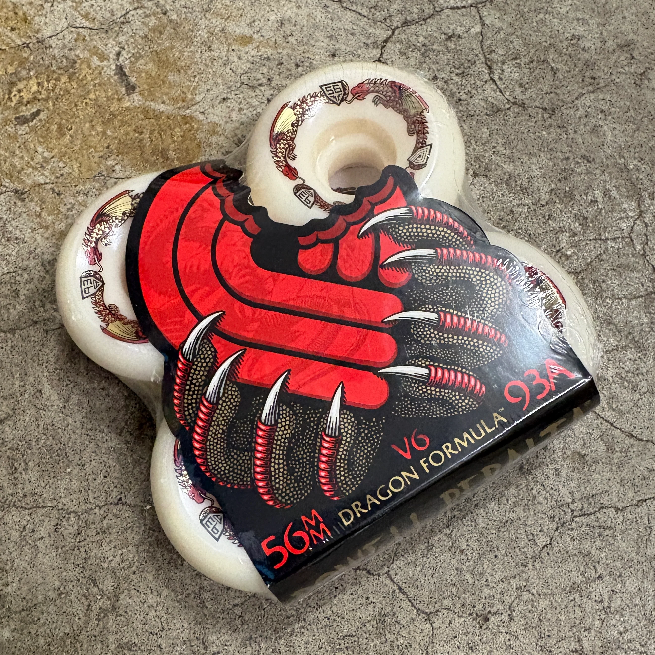 Bones Dragon 56-60mm 93A Wheels - Image 2