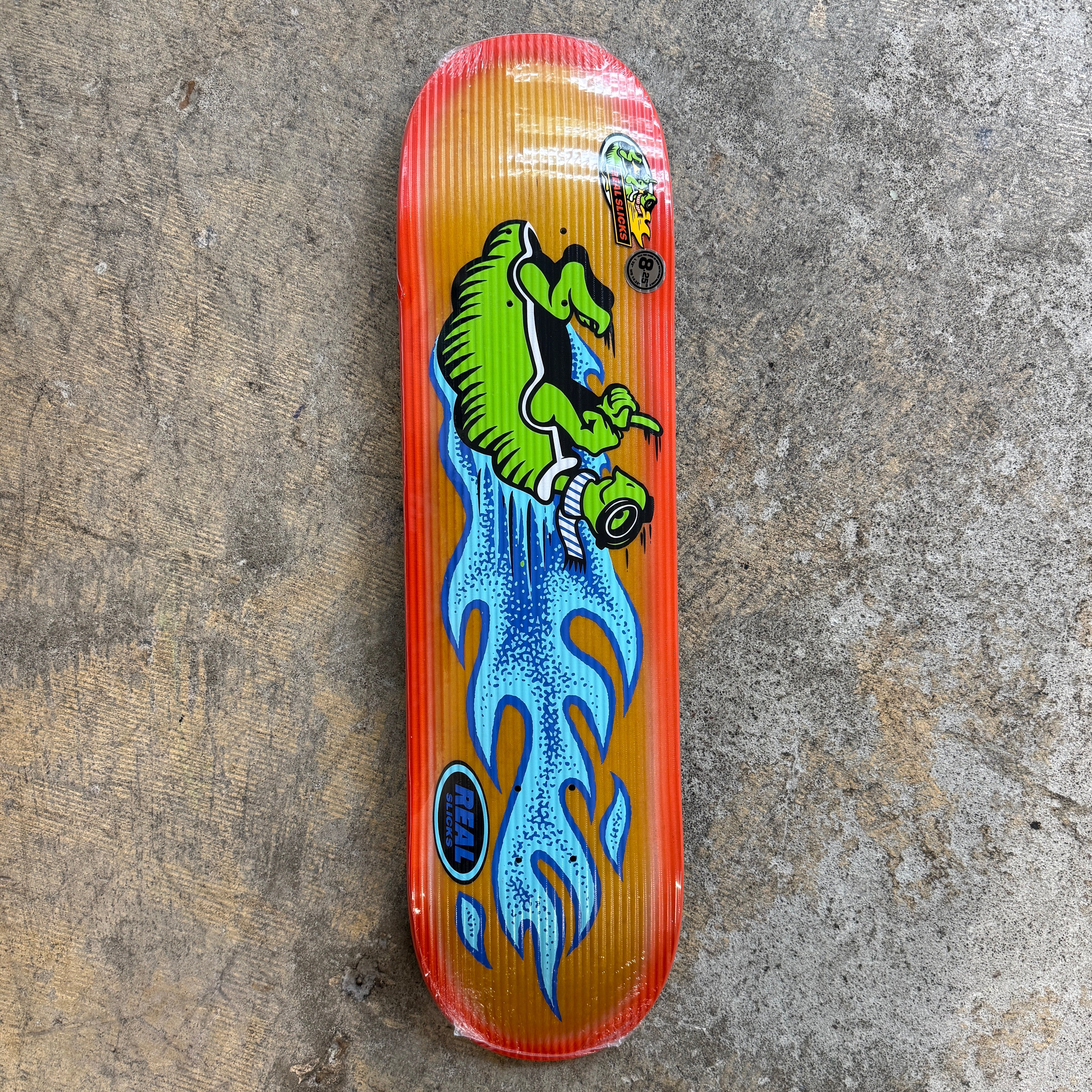 Real Team Slick Deck 8.25